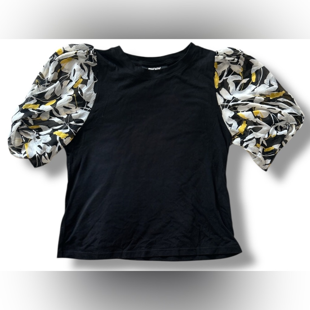 DKNY Black Top with Elegant Design size medium